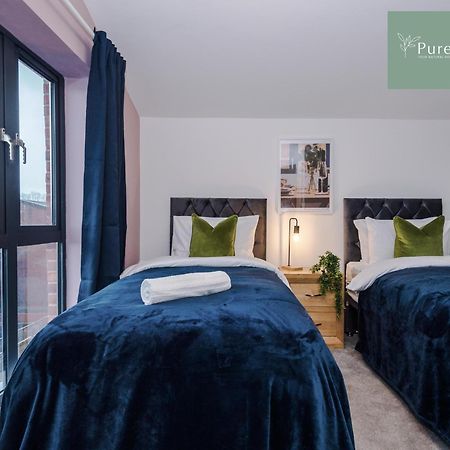 Stunning Five Bedroom Manchester House With Free Parking By Purestay Short Lets & Serviced Accommodation Eksteriør bilde