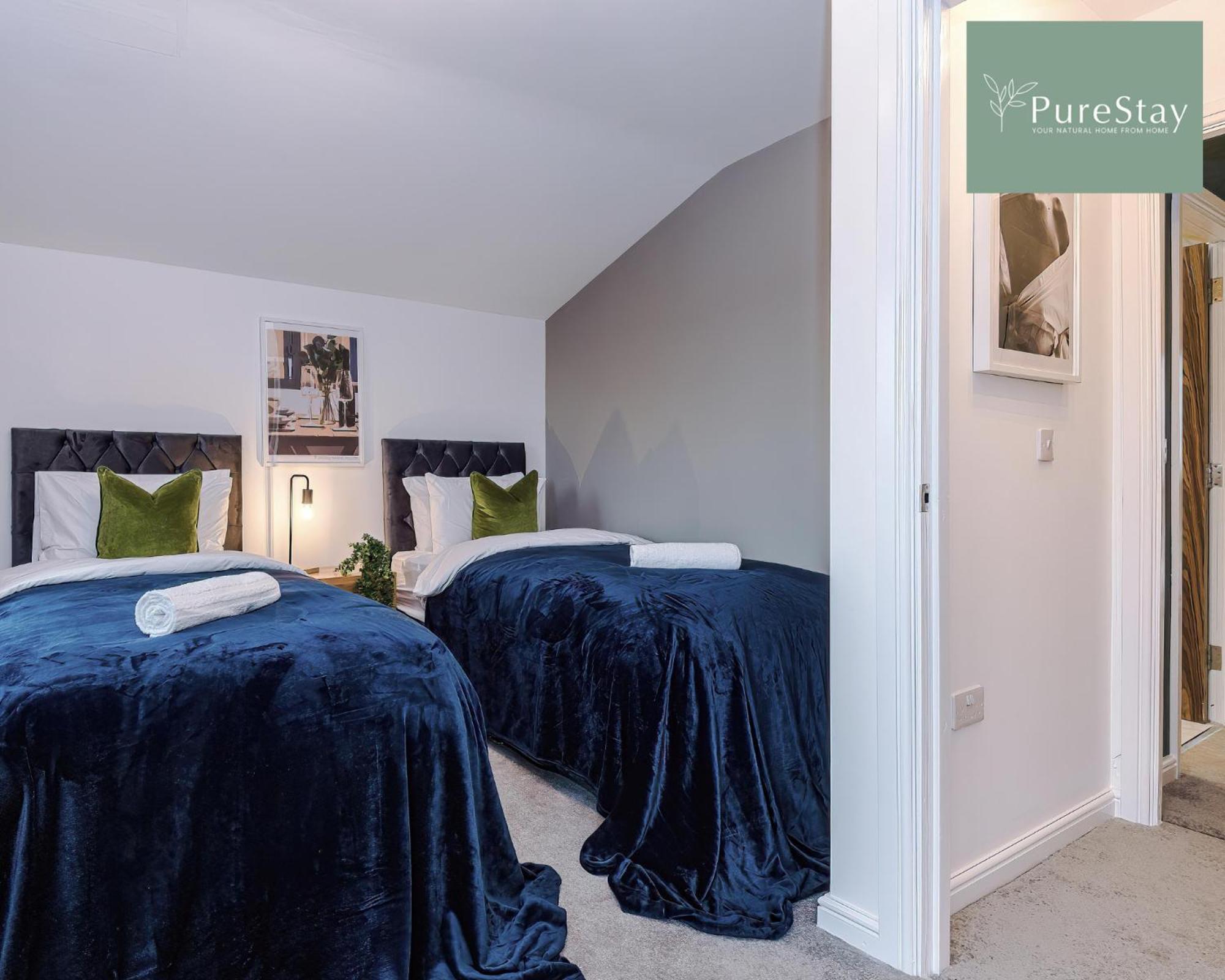 Stunning Five Bedroom Manchester House With Free Parking By Purestay Short Lets & Serviced Accommodation Eksteriør bilde
