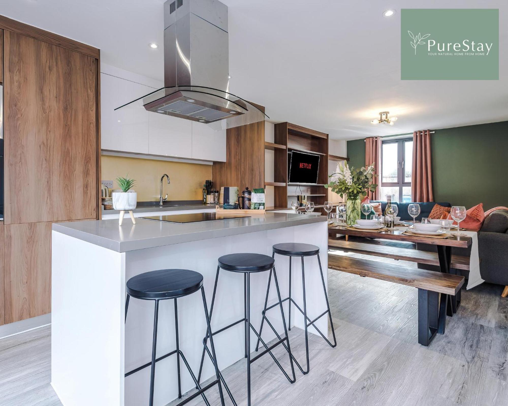 Stunning Five Bedroom Manchester House With Free Parking By Purestay Short Lets & Serviced Accommodation Eksteriør bilde