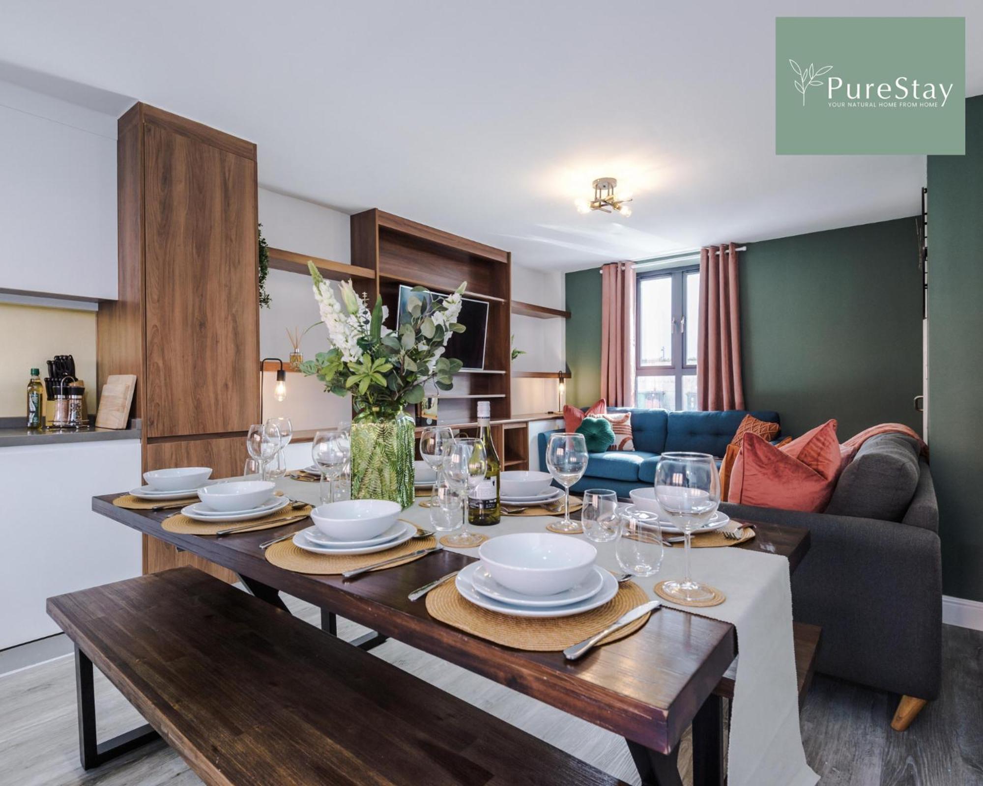 Stunning Five Bedroom Manchester House With Free Parking By Purestay Short Lets & Serviced Accommodation Eksteriør bilde