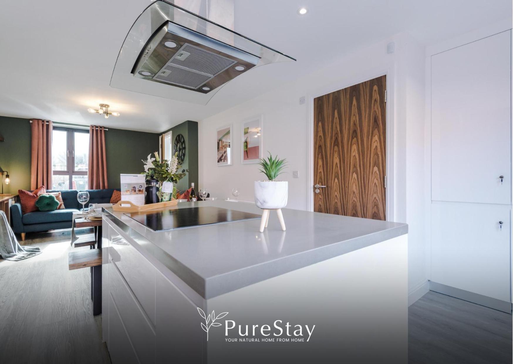 Stunning Five Bedroom Manchester House With Free Parking By Purestay Short Lets & Serviced Accommodation Eksteriør bilde